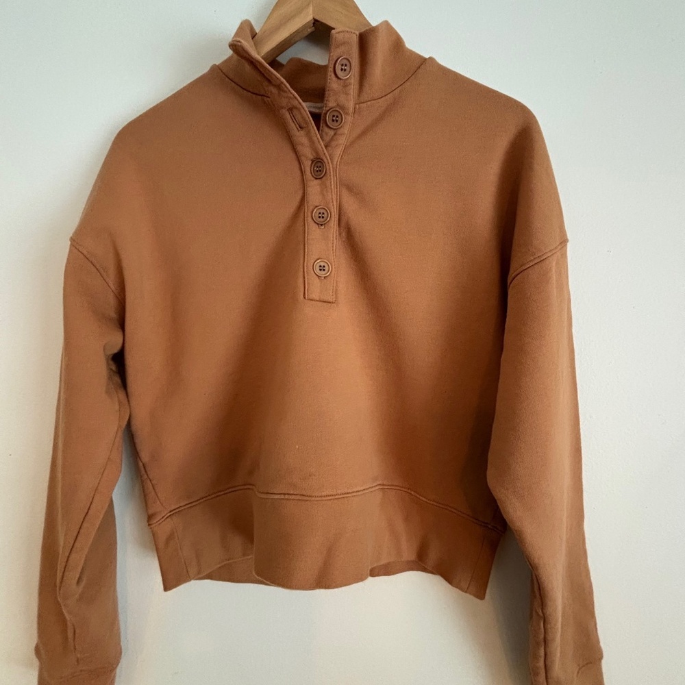 Reformation Cropped Sweatshirt 3/4 button neck